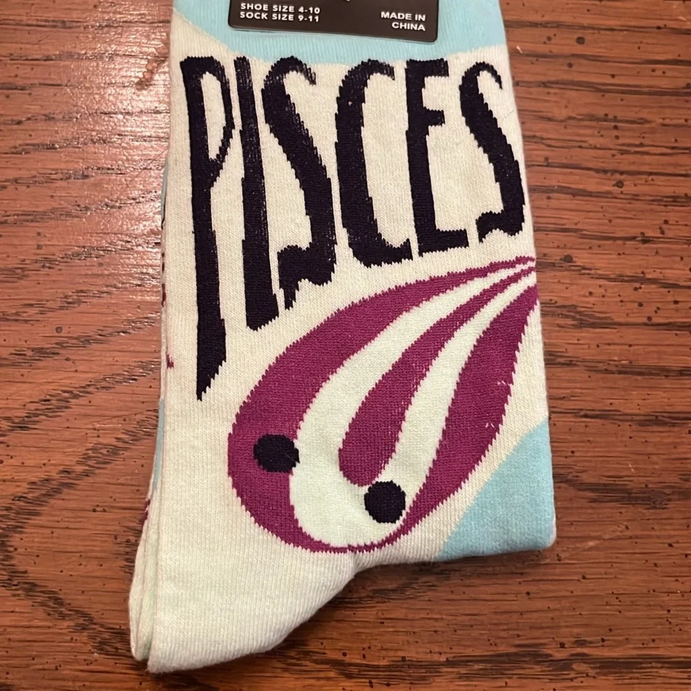 K.‎ Bell Pisces crew socks, NWT